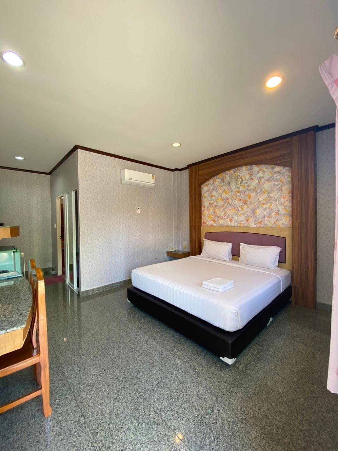 Soda Resort Кампхэнгпхет Экстерьер фото